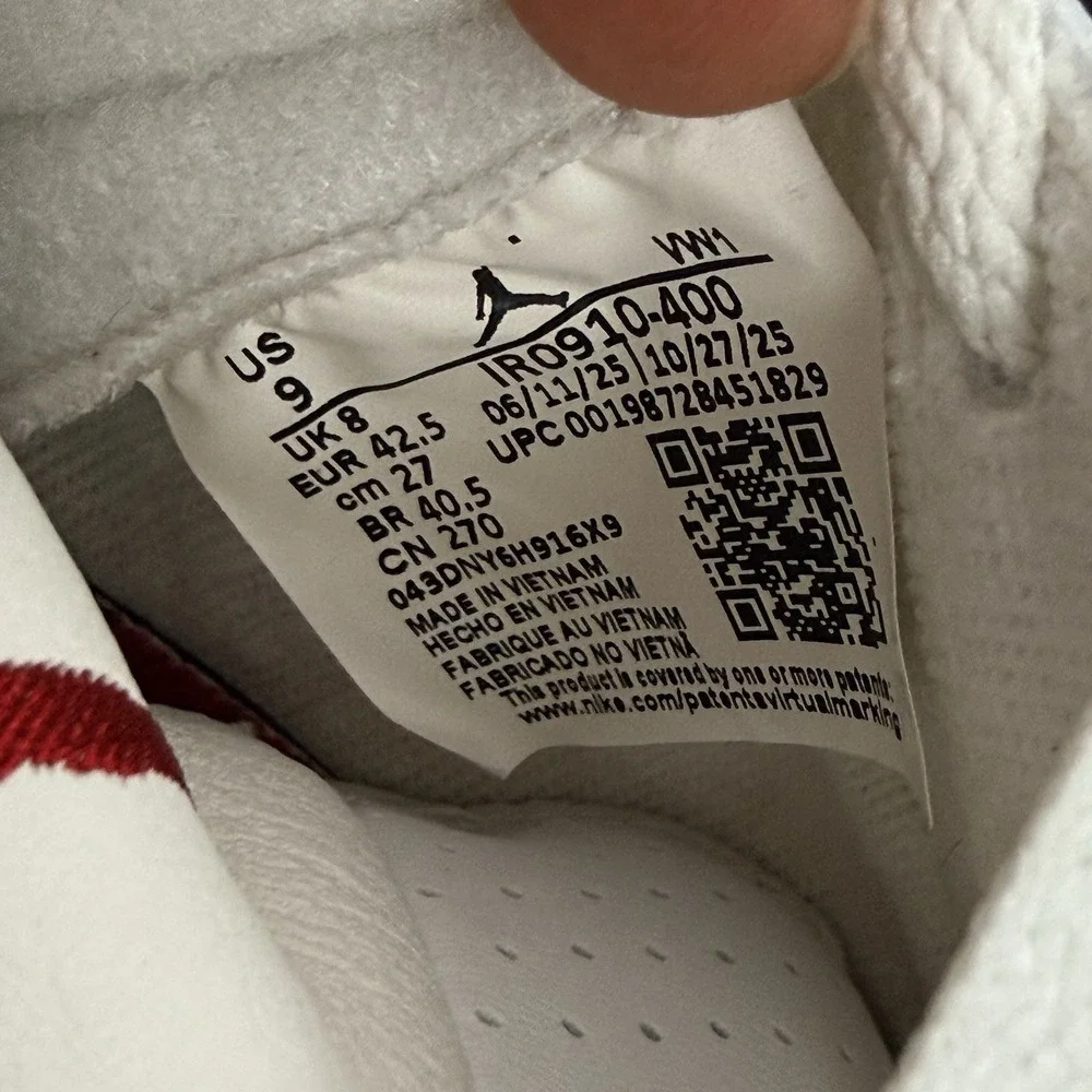 Jordan 3 Retro Levi's Men's Size 9 Lunar New Year Denim Sail Gym Red Sneakers